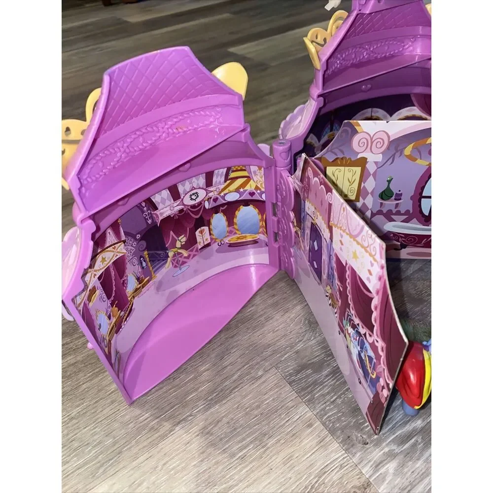 My Little Pony - Portable Castle House Case Flip Card Rooms - 2014  With 2 Ponys